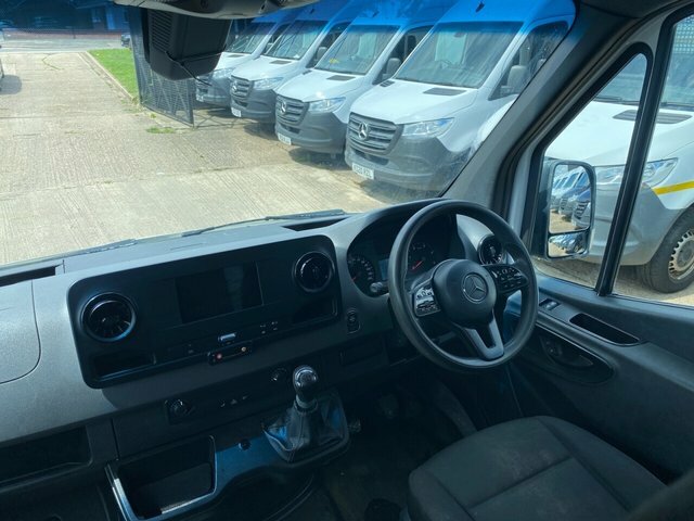 Mercedes-Benz Sprinter 2.1 314 Cdi L2 KJ19GTY White #4