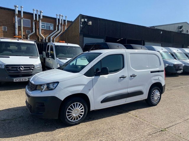 Peugeot Partner 1.5 Blue Hdi Professional NU21GWK White #3