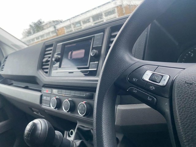 Volkswagen Crafter 2.0 Tdi Cr35 Lwb White #4