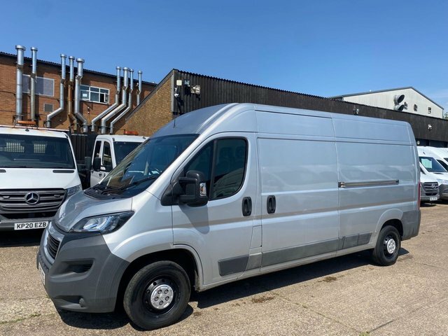 Peugeot Boxer 2.0 Bluehdi 435 Chassis Cab L4 E White #9