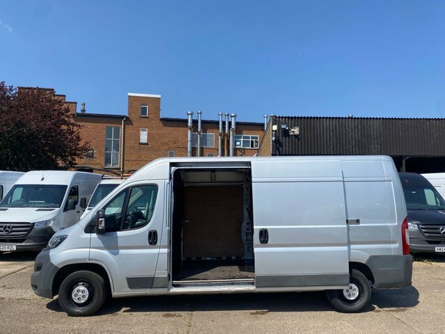 Peugeot Boxer 2.0 Bluehdi 435 Chassis Cab L4 E White #13