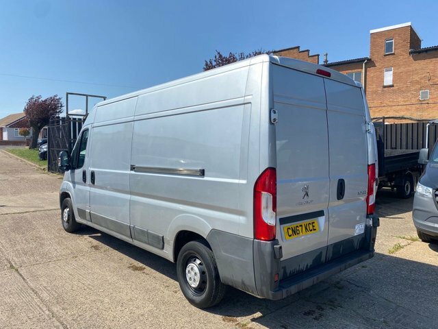Peugeot Boxer 2.0 Bluehdi 435 Chassis Cab L4 E White #8