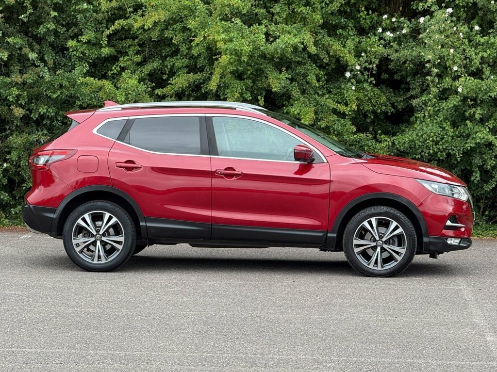 Nissan Qashqai 1.5L N-connecta WG18CBO Red #3