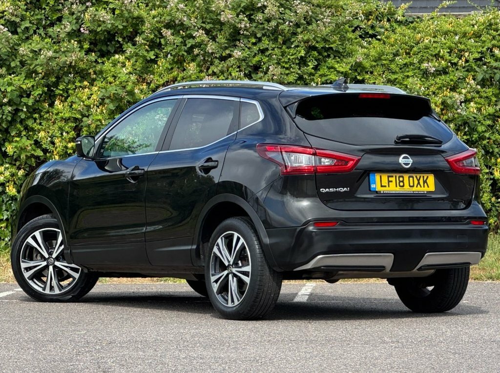 Nissan Qashqai 1.2L N-connecta LF18OXK Black #2