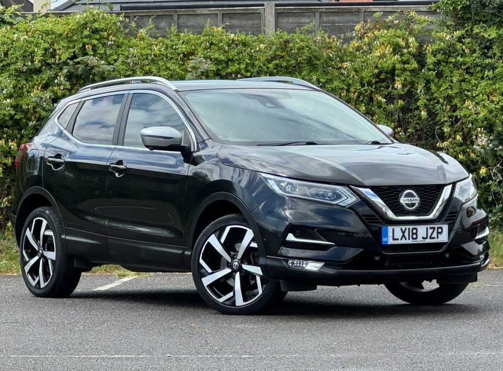 Nissan Qashqai 1.2L Tekna Black