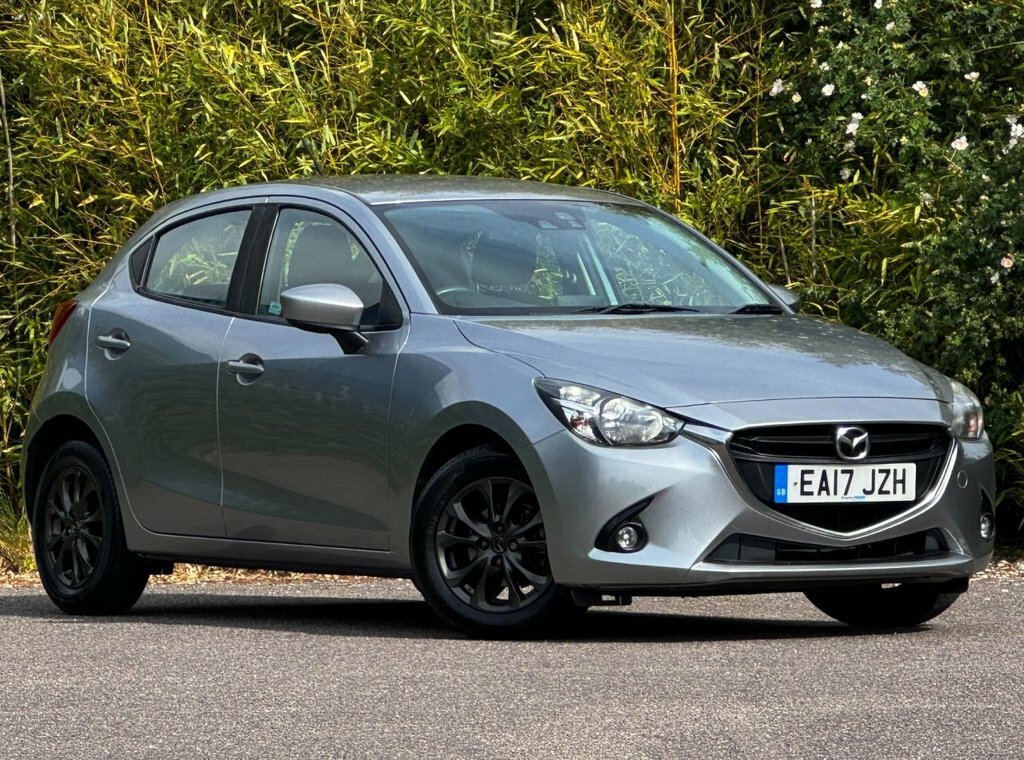 Mazda 2 1.5L Se-l Silver