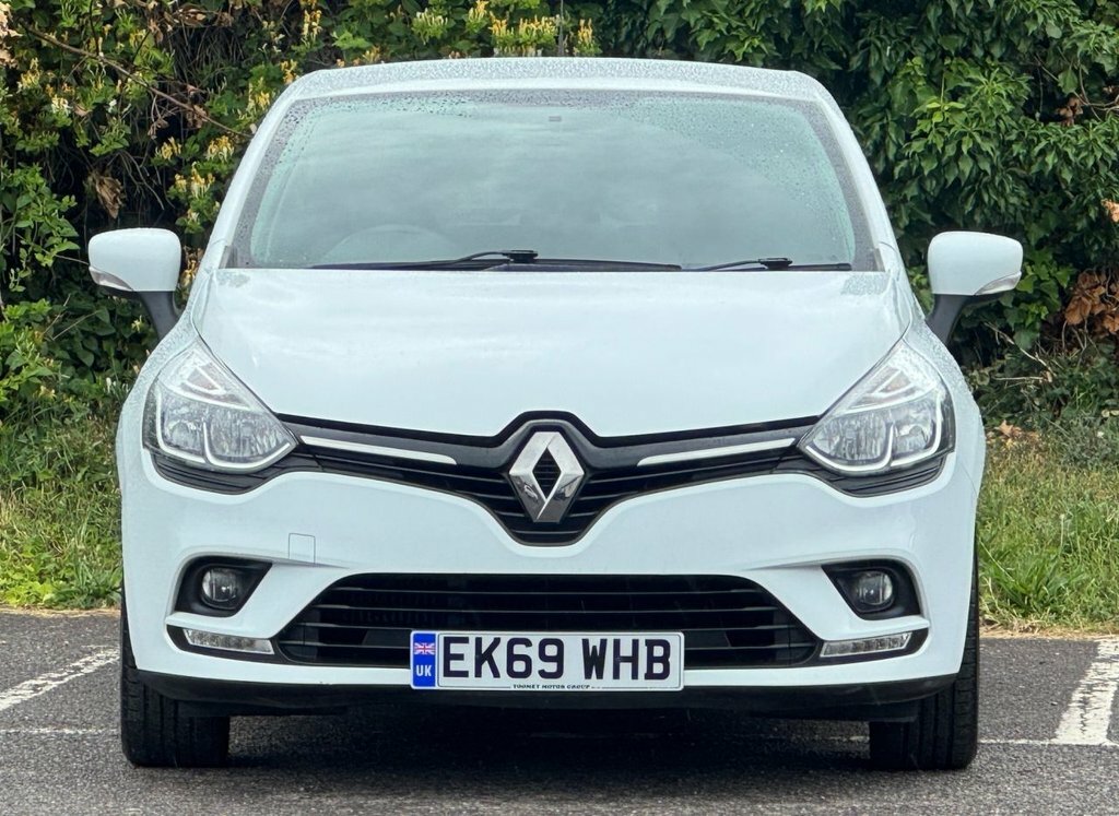 Renault Clio 0.9L Iconic EK69WHB White #5