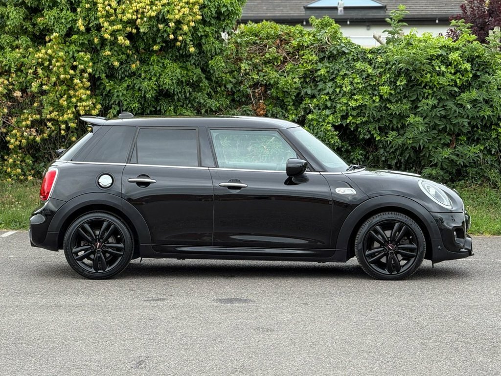 Mini Hatch 2L Cooper S Sport YH20HME Black #3