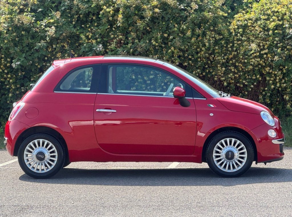 Fiat 500 1.2L Lounge Red #2