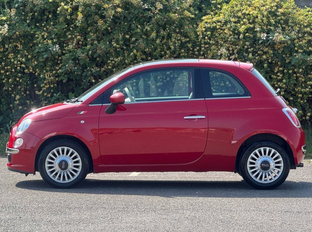 Fiat 500 1.2L Lounge Red #3