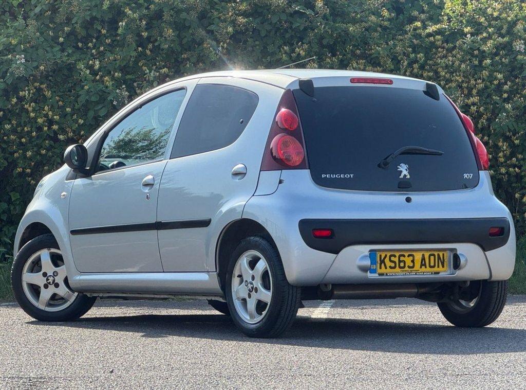 Peugeot 107 1L Allure Silver #2