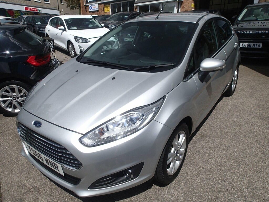 Ford Fiesta 1.0T Ecoboost Zetec Euro 6 Ss YS66WNR Silver