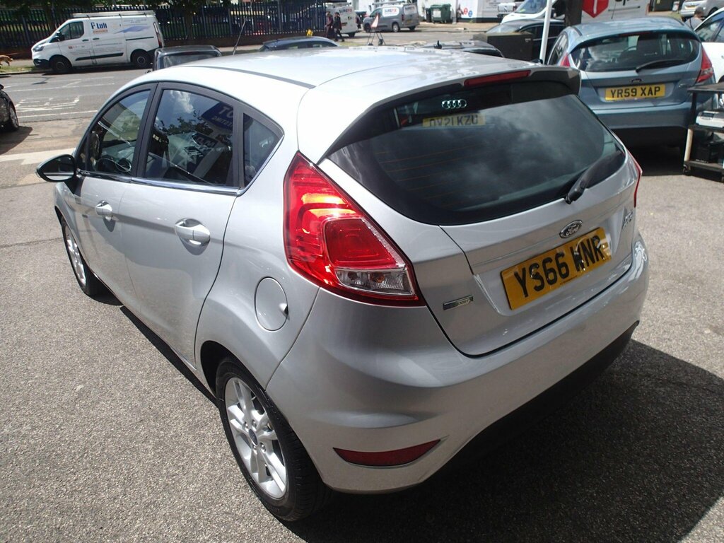 Ford Fiesta 1.0T Ecoboost Zetec Euro 6 Ss YS66WNR Silver #3