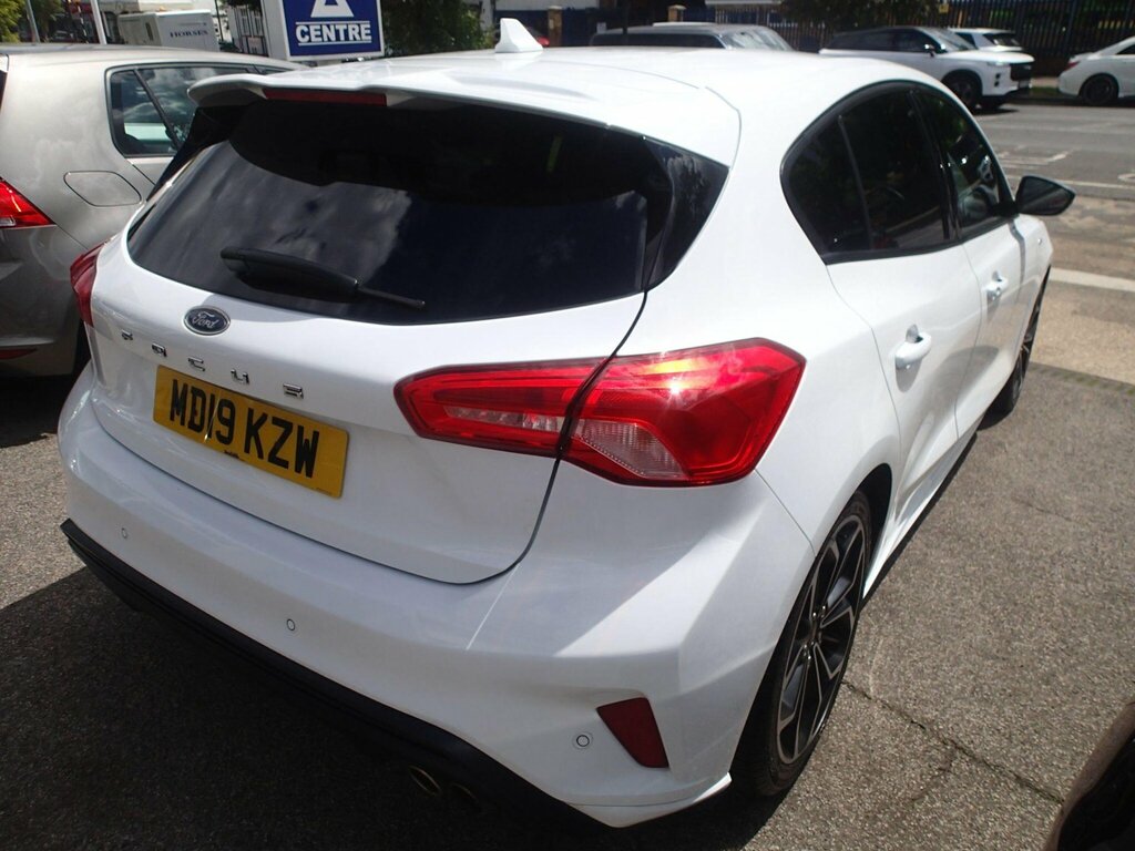 Ford Focus 1.0T Ecoboost St-line X Euro 6 Ss MD19KZW White #4