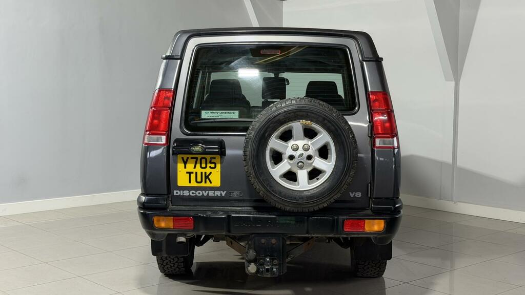 Land Rover Discovery 4 .0I V8 Es Station Wagon 5 Seats Y705TUK Grey #3