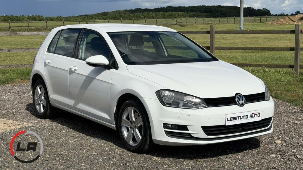 Volkswagen Golf 1.4 Tsi Bluemotion Tech Match Edition Hatchback White