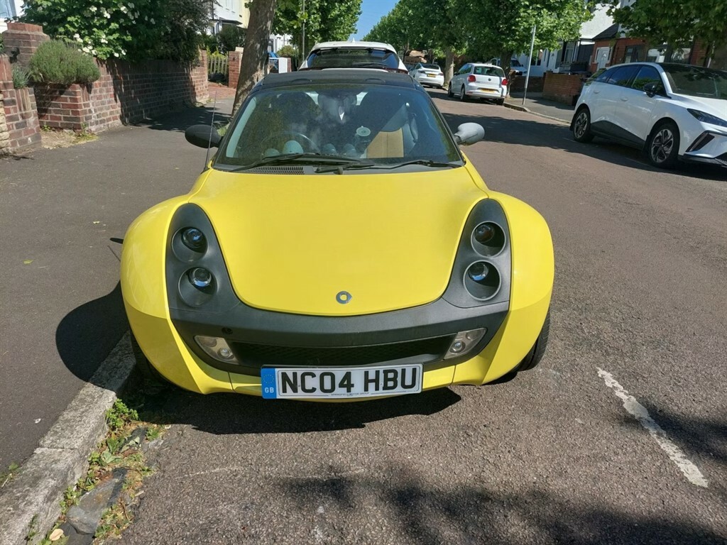 Smart Roadster 0.7 L 80 Rhd Yellow #2