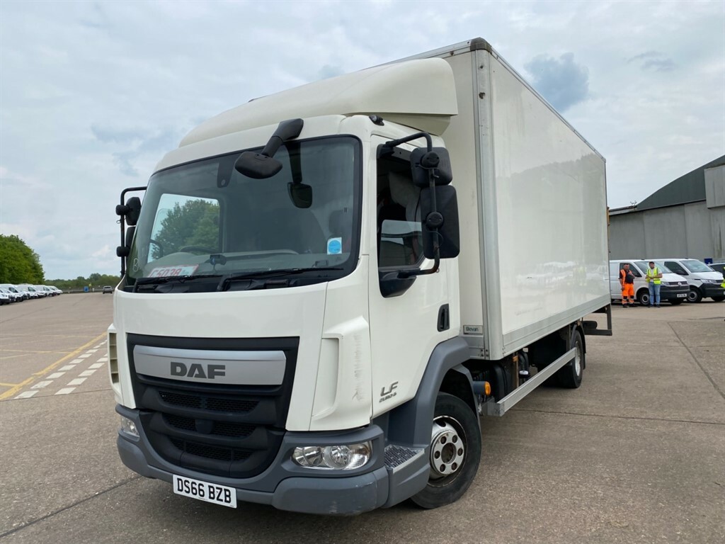 DAF All Models Lf45.160 7.5T Box Lorry White #2