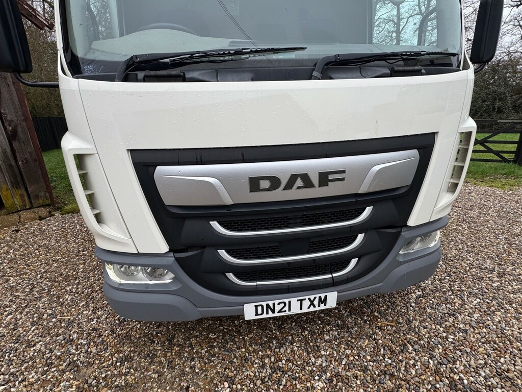 DAF All Models Lf180 7.5T 20Ft Box Lorry With Column Taillift White #3