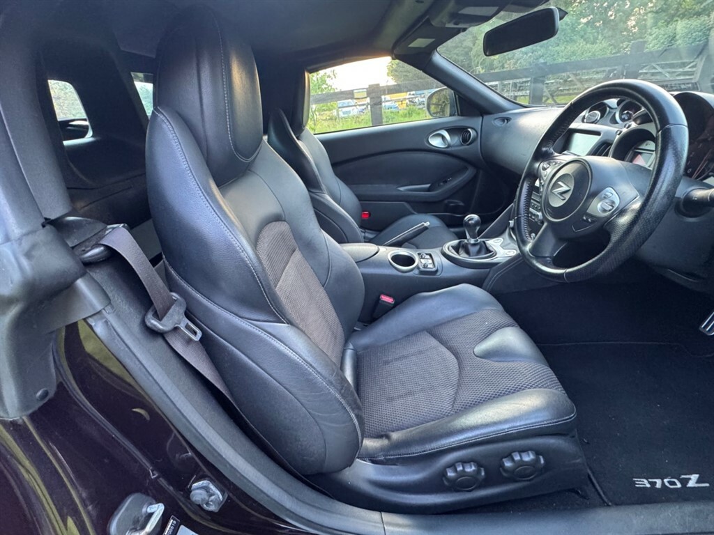 Nissan 370Z 3.7L Gt Black #15