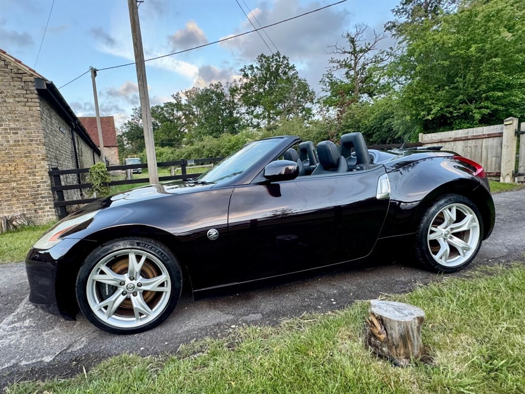 Nissan 370Z 3.7L Gt Black #4