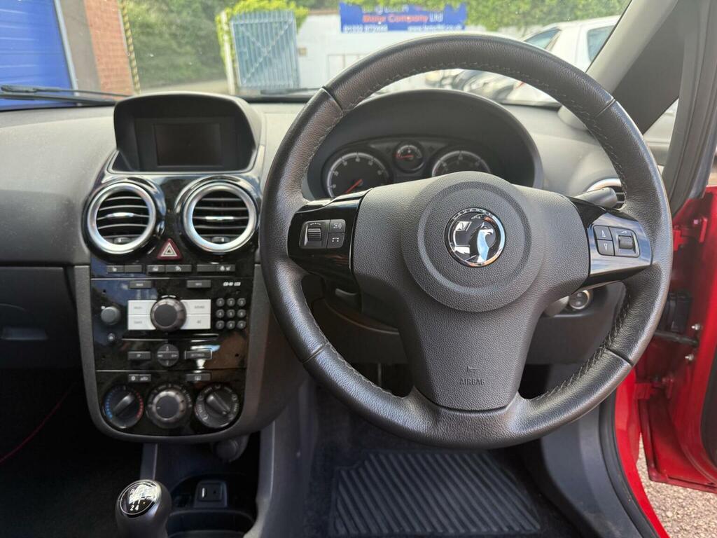 Vauxhall Corsa Hatchback 1.2 16V Excite Euro 5 Ac 201414 MJ14LJX Red #4