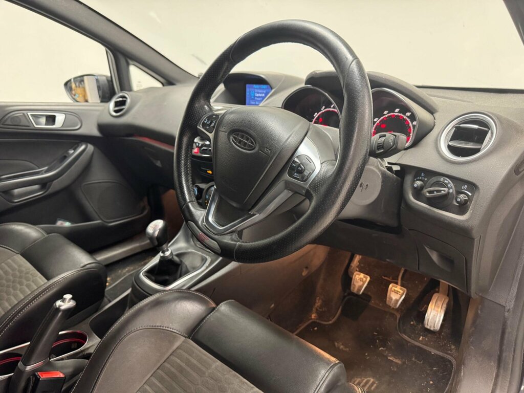 Ford Fiesta 1.6T Ecoboost St-3 Euro 5 Ss LD14AKO Black #6
