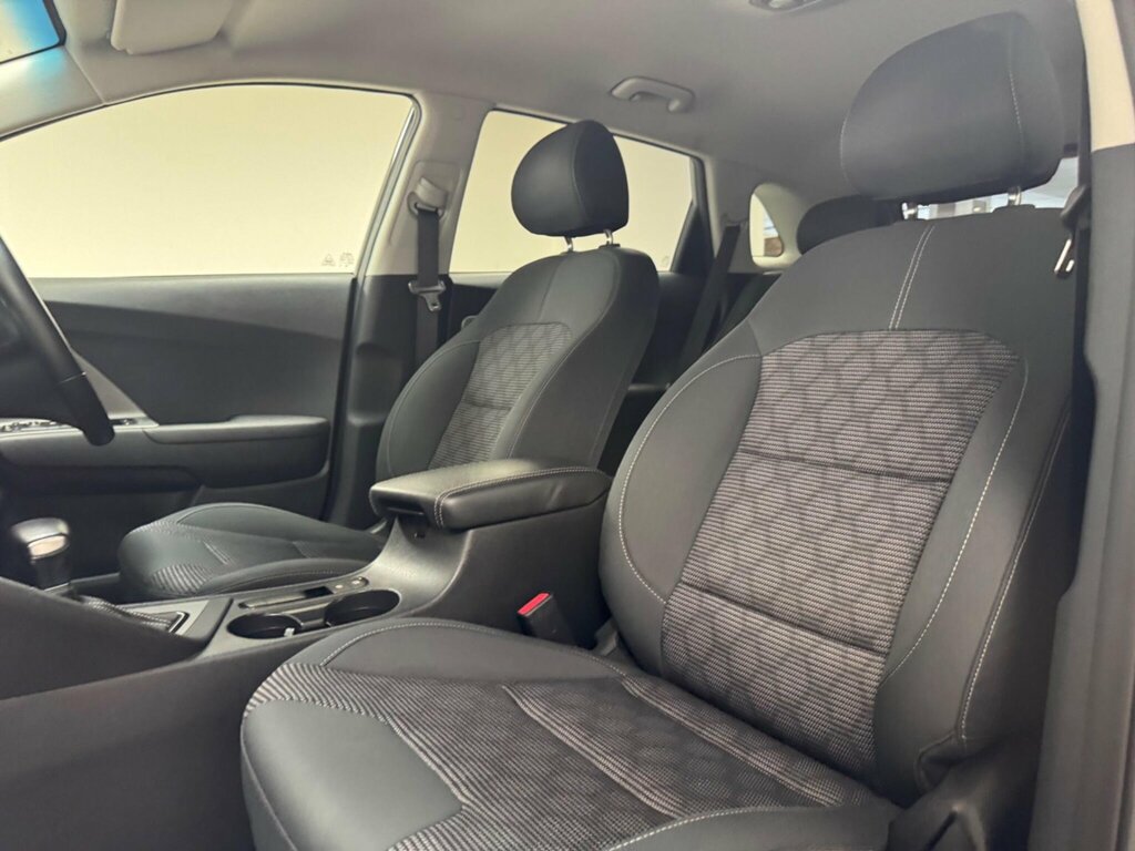Kia e-Niro 64.8Kwh 4  #21