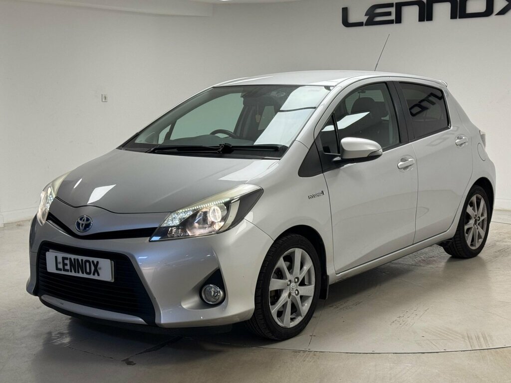 Toyota Yaris 1.5 Vvt-h T Spirit Cvt Euro 5 Silver #2