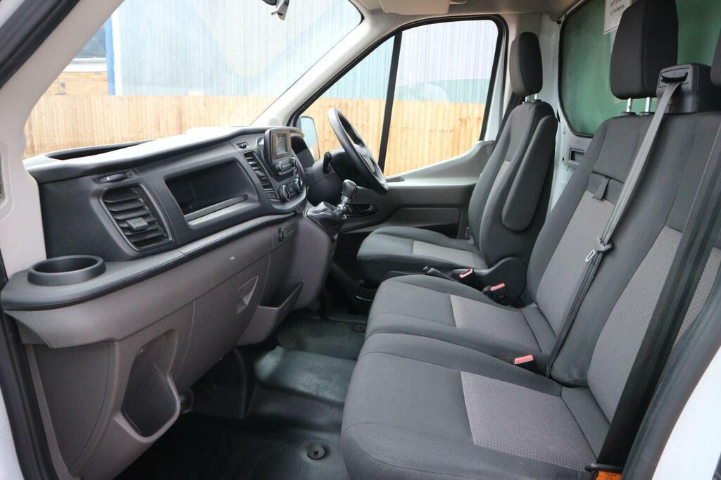 Ford Transit Custom Luton 2.0 350 Ecoblue Leader Rwd L4 Euro 6 Ss 3 White