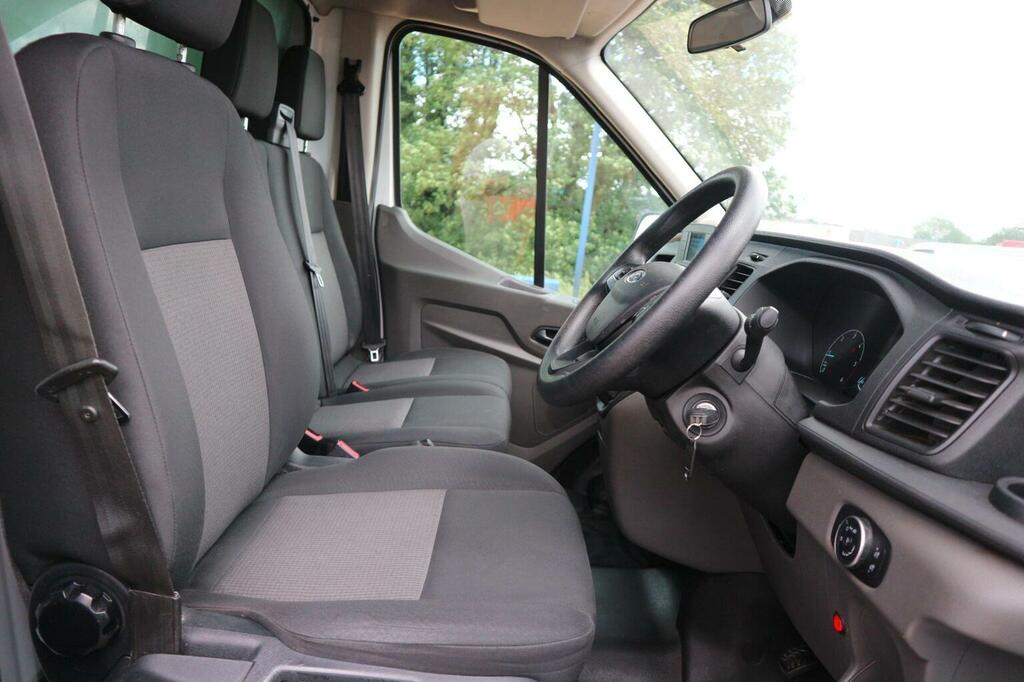 Ford Transit Custom Luton 2.0 350 Ecoblue Leader Rwd L4 Euro 6 Ss 3 WN21HVB White #3