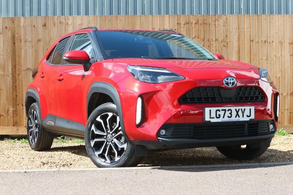 Toyota Yaris Cross Suv 1.5 Vvt-h Design E-cvt Euro 6 Ss 2023 Red