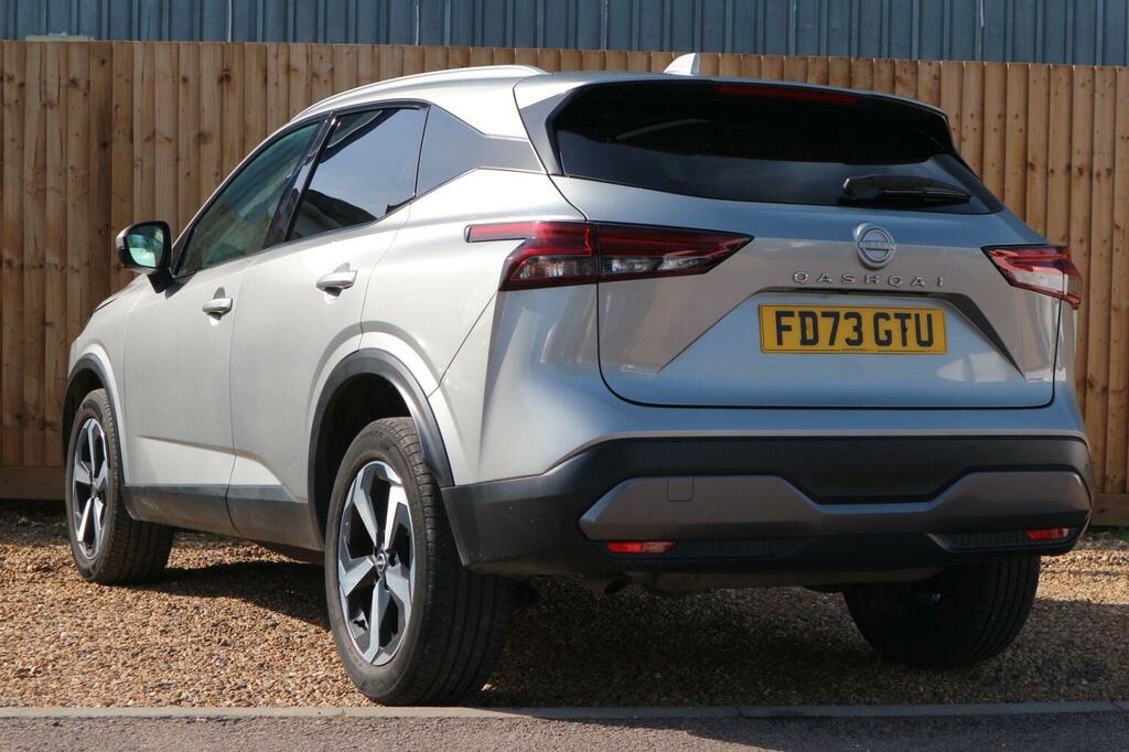 Nissan Qashqai Suv 1.3 Dig-t Mhev N-connecta Xtron Euro 6 Ss 5 FD73GTU Silver #3