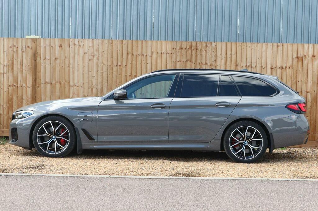 BMW 5 Series Estate 2.0 530E 12Kwh M Sport Touring Steptronic X LG22TUH Grey #6