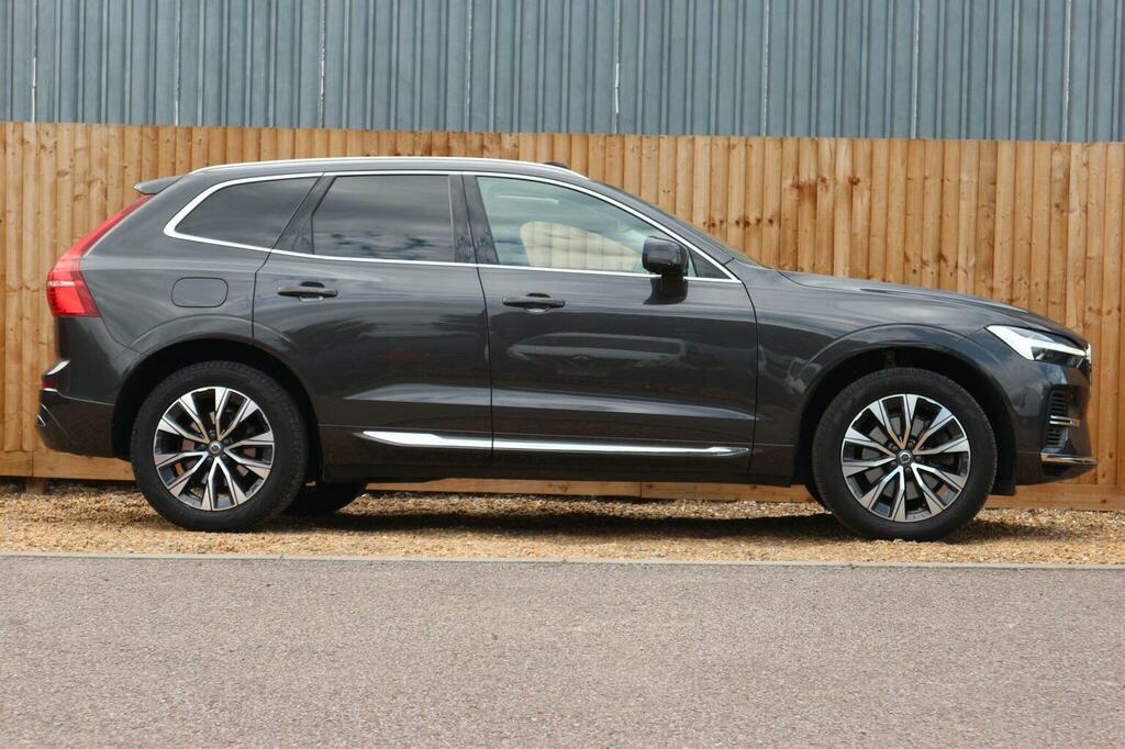 Volvo XC60 Suv 2.0H T6 Recharge 11.6Kwh Inscription Expressio GF71OWH Grey #2