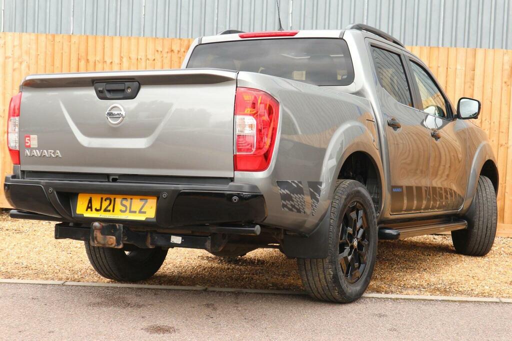 Nissan Navara 2.3 Dci N-guard 4Wd Euro 6 Ss Grey #3