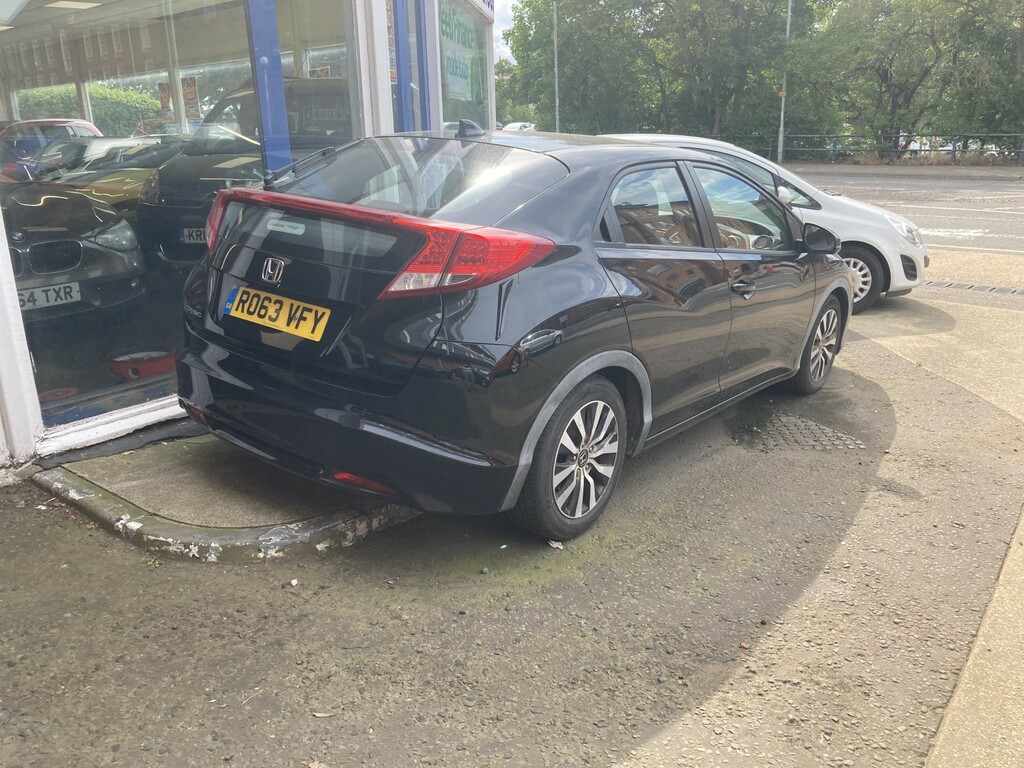 Honda Civic 1.6 I-dtec Es RO63VFY Black #4