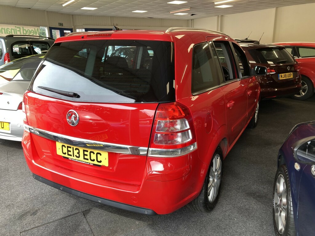 Vauxhall Zafira 1.6 16V Design CE13ECC Red #4