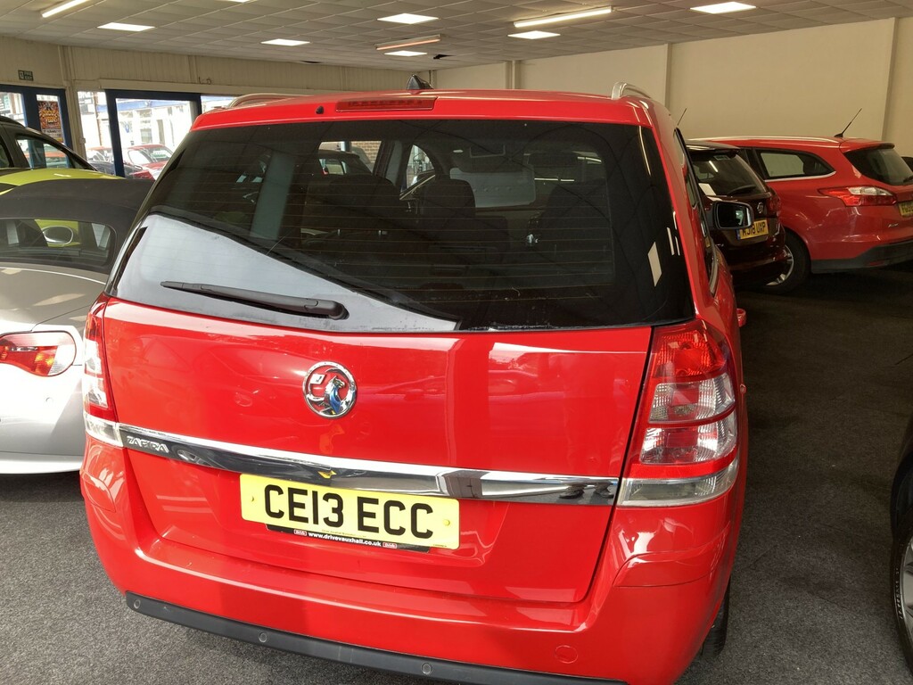Vauxhall Zafira 1.6 16V Design CE13ECC Red #6