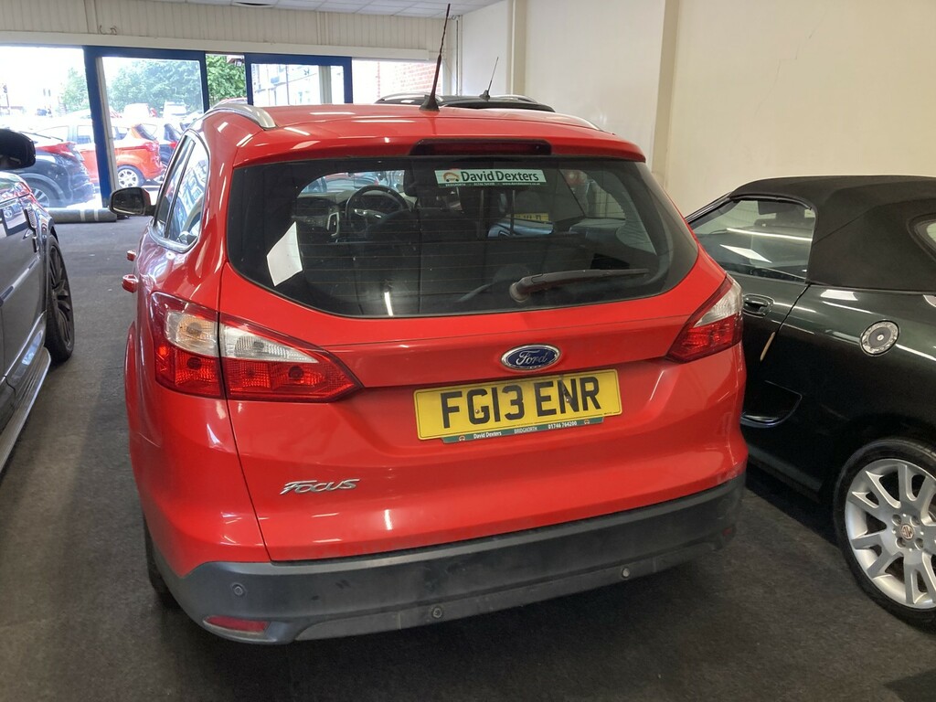 Ford Focus 1.6 Zetec FG13ENR Red #5