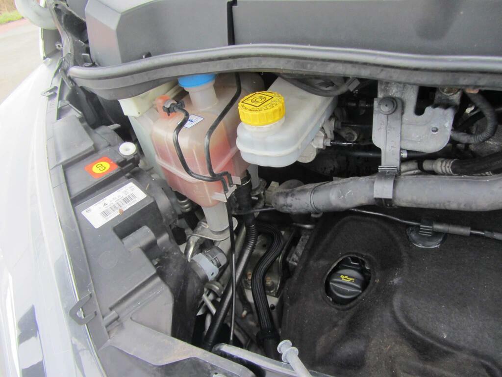 Peugeot Boxer 2L Professional White #19