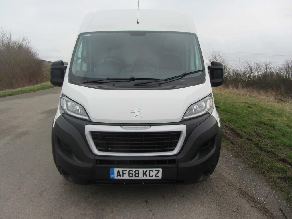 Peugeot Boxer 2L Professional White #28