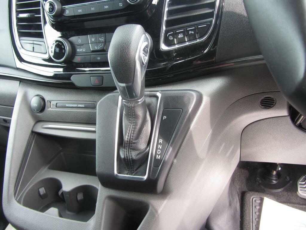 Ford Tourneo Custom 2.0 320 Zetec Ecoblue 129 Bhp Blue #23