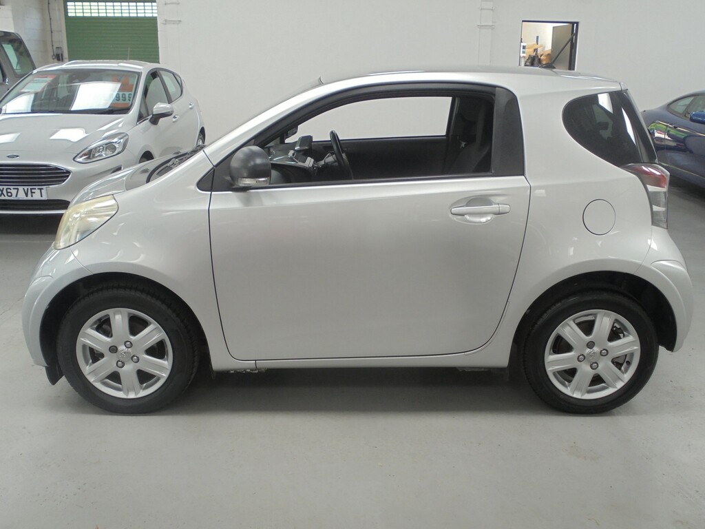 Toyota IQ 1.0 Vvt-i Silver #5