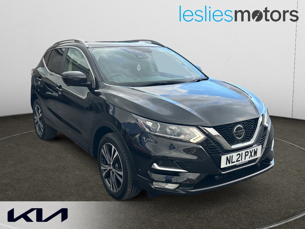 Nissan Qashqai 1.3 Dig-t N-connecta Glass Roof Pack Black