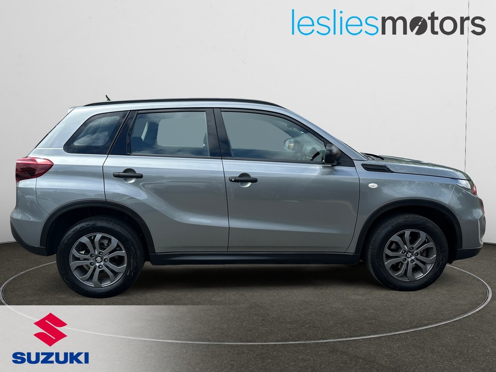 Suzuki Vitara 1.4 Boosterjet 48V Hybrid Go Grey #4