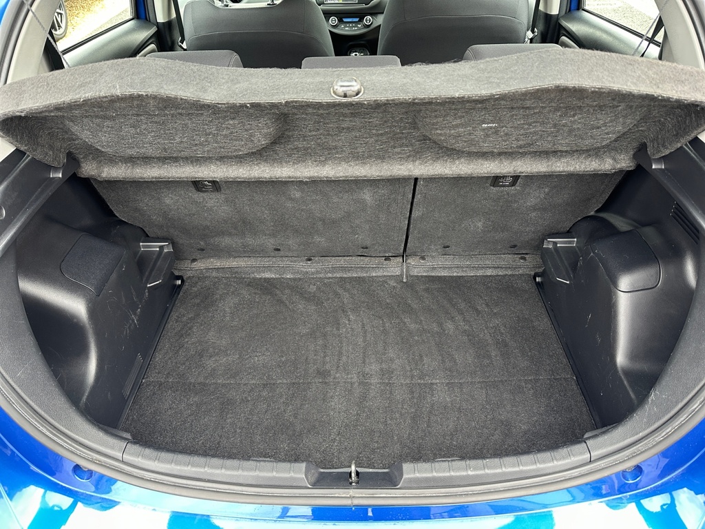Toyota Yaris 1.5 Vvt-i Icon Tech Grey #16
