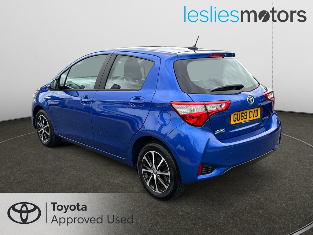 Toyota Yaris 1.5 Vvt-i Icon Tech Grey #13