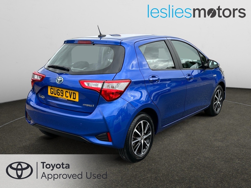 Toyota Yaris 1.5 Vvt-i Icon Tech Grey #15