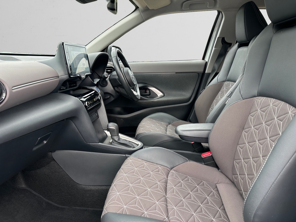 Toyota Yaris Cross 1.5 Hybrid Excel Cvt White #5